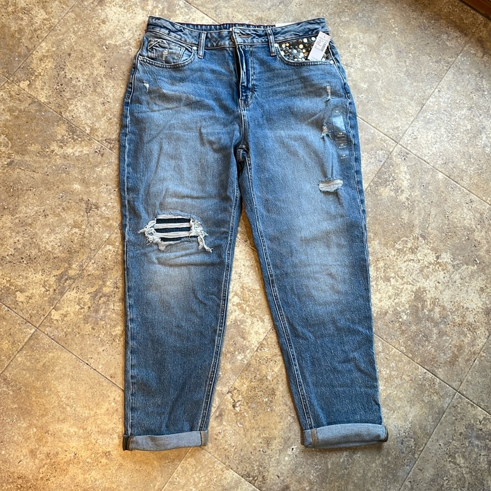 Womens size 14 Maurice’s Edgely 90’s taper high rise NWT - so comfy!